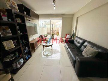 Departamento Con Terraza Y Dos Cómodas Habitaciones Cerca De Wong De Chacarilla En San Borja