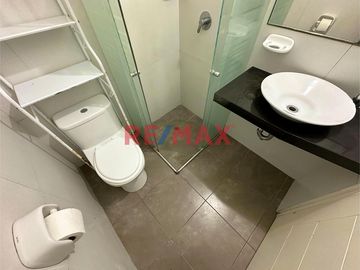 Departamento Con Terraza Y Dos Cómodas Habitaciones Cerca De Wong De Chacarilla En San Borja