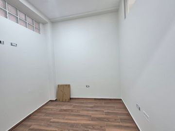 VENTA DE CASA EN URBANIZACIÓN LOS SAUCES CERCA DE LA UNIVERSIDAD SIPÁN