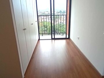 ESTRENO, NO PAGA ALCABALA!! BELLO DEPARTAMENTO, VISTA EXTERIOR CON BALCÓN !!