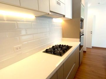 ESTRENO, NO PAGA ALCABALA!! BELLO DEPARTAMENTO, VISTA EXTERIOR CON BALCÓN !!
