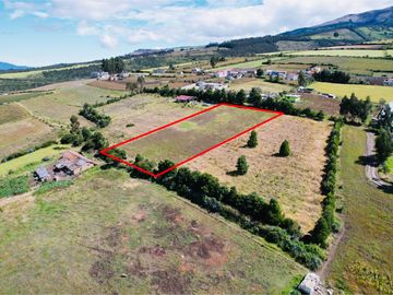 Venta de Terreno en Tocachi