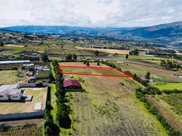 Venta de Terreno en Tocachi