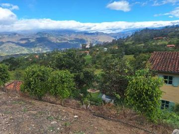 Hermosa Propiedad en Yunguilla, Gran Vista