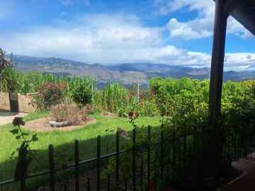 Hermosa Propiedad en Yunguilla, Gran Vista