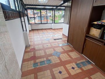 Vendo casa en el sectordel Palmar en excelentes condiciones, Manizales