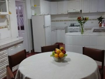 DEPARTMENTO EN RENTA PRIMERA PLANTA 230 M2