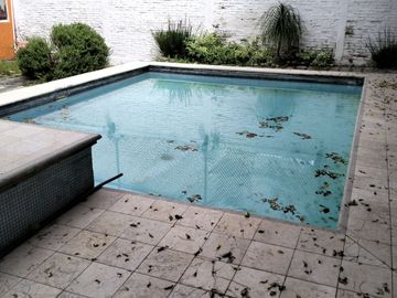 Casa con alberca y jardín en Jiutepec