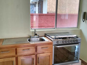 Casa con alberca y jardín en Jiutepec