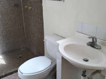 Casa con alberca y jardín en Jiutepec