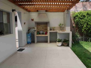 La Planicie 650mt2 Casa de 2 pisos con 4 habitaciones ideal para tu familia ✅