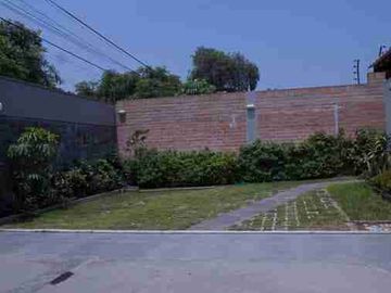 La Planicie 650mt2 Casa de 2 pisos con 4 habitaciones ideal para tu familia ✅