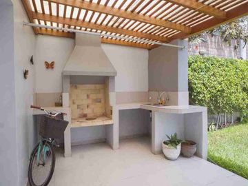 La Planicie 650mt2 Casa de 2 pisos con 4 habitaciones ideal para tu familia ✅