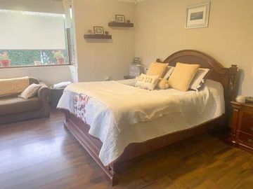 Elegante villa en venta con 1.500m2T sector San Joaquín