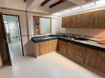 Se vende casa campestre Armenia vía La Tebaida