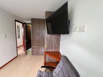 SE VENDE CASA TRES PISOS EN CONJUNTO BOSQUES DE MACHANGARA