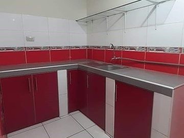 🏡 ¡Invierte Seguro En Una Casa De 4 Pisos Con Alta Rentabilidad En San Juan De Lurigancho!