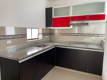 VENTA DE DEPARTAMENTO EN URB. SANTA VICTORIA DE CHICLAYO