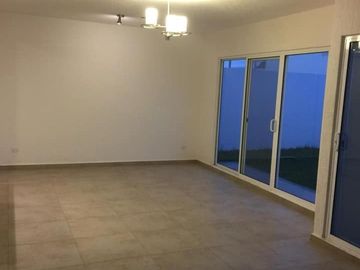 CASA EN VENTA DREAM LAGOONS APODACA