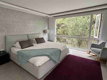 Hermoso Departamento,   venta CUMBAYA