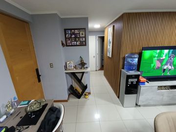 Excelente Depto 2 Dormitorios 2 baños, pasos del Metro