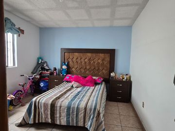 🏡 Casa en Venta – Col. Ruiz Massiu