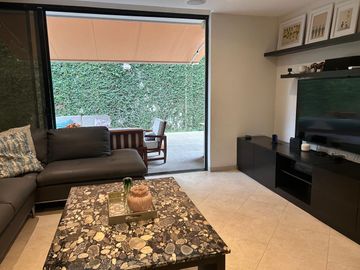 VENDO MUY LINDA CASA EN SAMBORONDÓN DE 3 DORMITORIOS