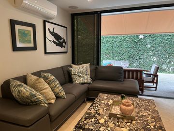 VENDO MUY LINDA CASA EN SAMBORONDÓN DE 3 DORMITORIOS