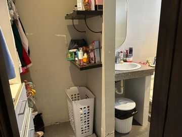 VENDO HERMOSA CASA EN SAMBORONDÓN DE 3 DORMITORIOS