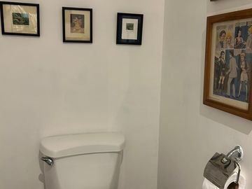 VENDO HERMOSA CASA EN SAMBORONDÓN DE 3 DORMITORIOS