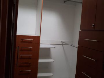 CASA EN VENTA COLONIA LAS ANIMAS CIRCUITO INTERIOR