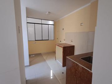¡Tu espacio ideal en el Rímac! 3er y 4to Piso + Aires para construir o invertir