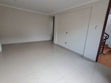 ¡Tu espacio ideal en el Rímac! 3er y 4to Piso + Aires para construir o invertir