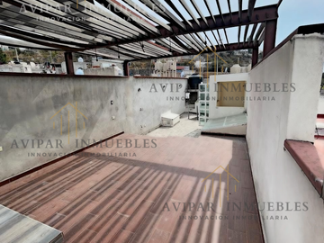 CASA EN VENTA EN QUERETARO, LA SAGRADA FAMILIA. (142)