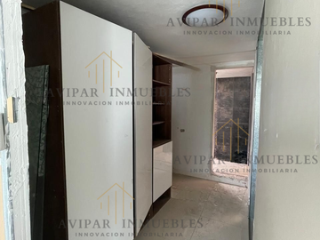 CASA EN VENTA EN QUERETARO, LA SAGRADA FAMILIA. (142)