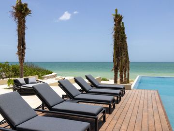 DEPARTAMENTO FRENTE AL MAR CHELEM YUC.