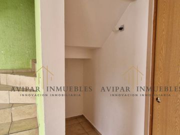 VENTA DE CASA EN QUERETARO, EN EL MIRADOR (085)