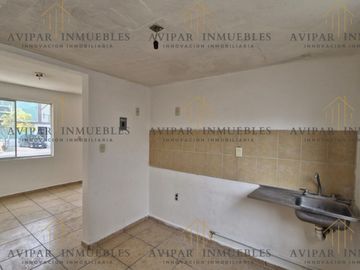 VENTA DE CASA EN QUERETARO, EN EL MIRADOR (085)