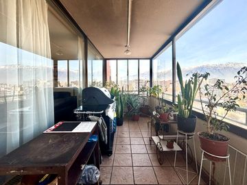 Se Vende 3 Dormitorios + Servicio + 2 Estacionamientos. Providencia