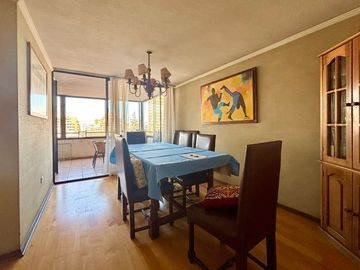 Se Vende 3 Dormitorios + Servicio + 2 Estacionamientos. Providencia