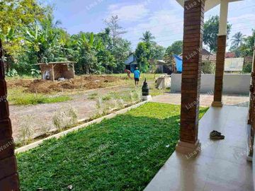 RUMAH MURAH TANAH LUAS SHM PALING LARIS DI BOROBUDUR