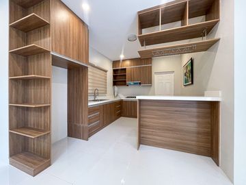 Cozy Modern House and Lot For Sale in Buenavista Hills, Tagaytay City