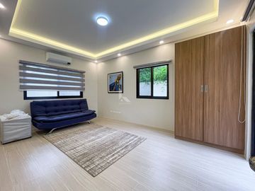 Cozy Modern House and Lot For Sale in Buenavista Hills, Tagaytay City