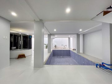 Elegant Modern Contemporary House and Lot For Sale in Tagaytay City near Bypass