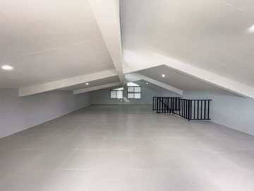 Elegant Modern Contemporary House and Lot For Sale in Tagaytay City near Bypass