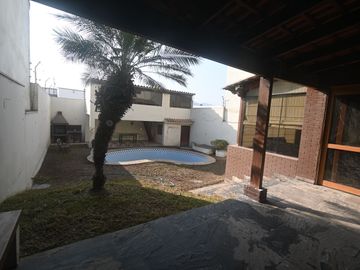 VENDO CASA DE OCASIÓN 368 M2 EN RINCONADA DEL LAGO LA MOLINA