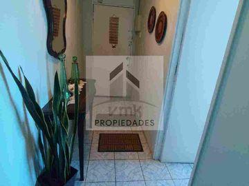 Se vende departamento de 3 dormitorios en el centro de Valparaíso.