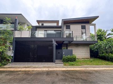 Astounding Modern Contemporary House and Lot For Sale in Casa Milan, Quezon City