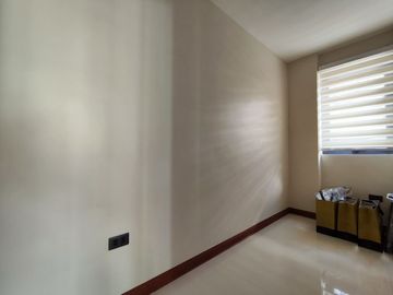 Cubao Quezon City For Sale 3 Storey Townhouse 3 Bedrooms near Bonny Serrano rg