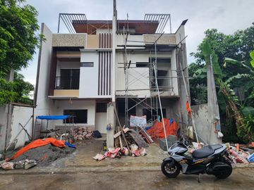 FOR SALE!3 Storey Residential Duplex in Mahabang Parang Angono Rizal-AP